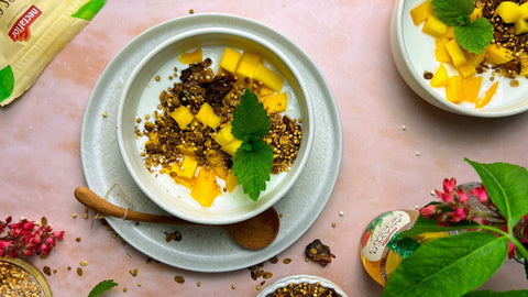 Kokos-Mango Granola