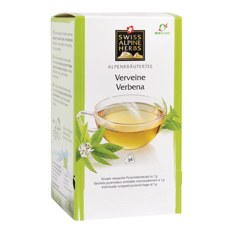 Verpackung von Swiss Alpine Herbs Alpenkräutertee Verveine Verbena mit einer dampfenden Tasse Tee und Kräuterblättern