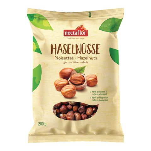 Verpackung mit der Aufschrift 'nectaflor HASSELNÜSSE' und Abbildung ganzer Haselnüsse